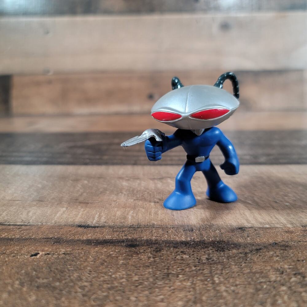 Funko Mystery Minis DC Comic Superheroes Black Manta Vinyl Figure